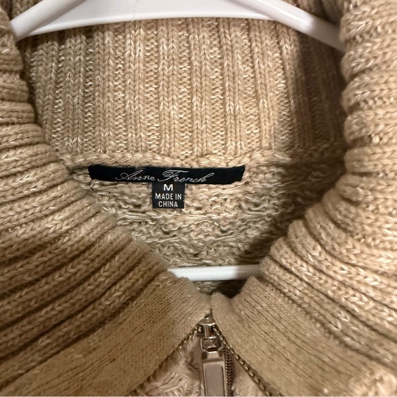 🔥 Ann French Cable Knit Zip-Up Cardigan – Size Medium – Cozy Neutral Tan 🔥 - Picture 5 of 5